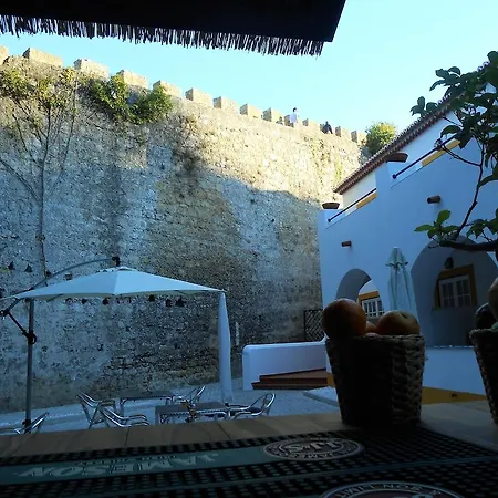 Hotel Casa Senhoras Rainhas - Castelo De